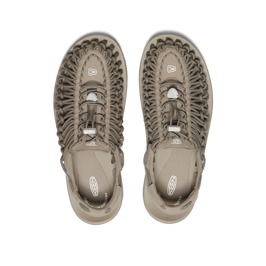 Men's UNEEK Sneaker Timberwolf/Plaza Taupe - Image 4