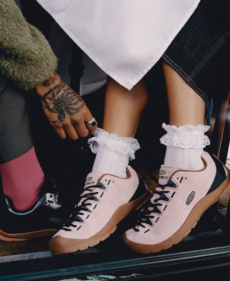 Women's Jasper Sneaker x Highsnobiety Black/Gum - Image 9