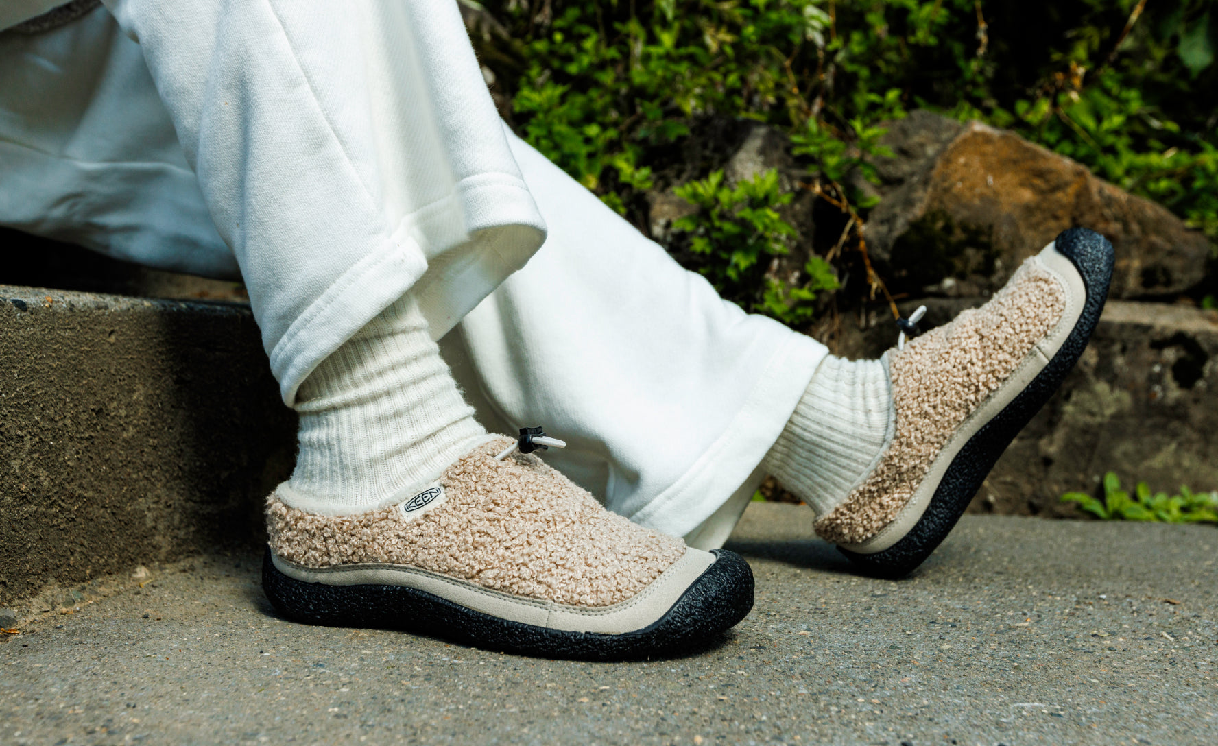 Women's Howser III Slide Plaza Taupe/Black - Image 7