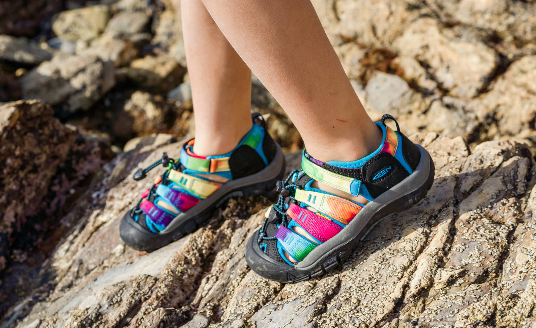 Little Kids' Newport H2 Rainbow Tie Dye - Image 7